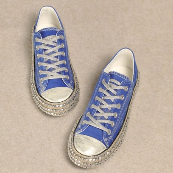 NIB MIRACLE MILES, MiiM BILLIE STUDDED LOW TOP SNEAKER, BLUE, VARIOUS SIZES - Picture 2 of 7